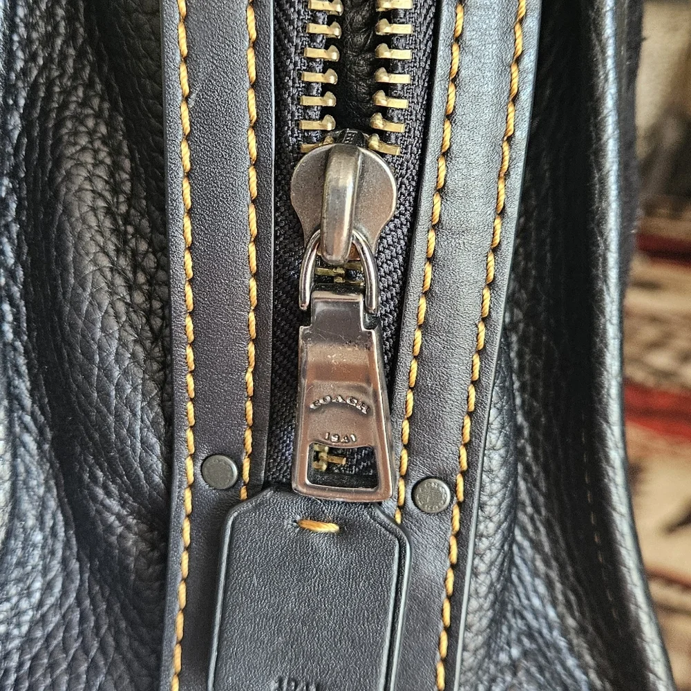 EUC RARE COACH ROGUE - Picture 5 of 12